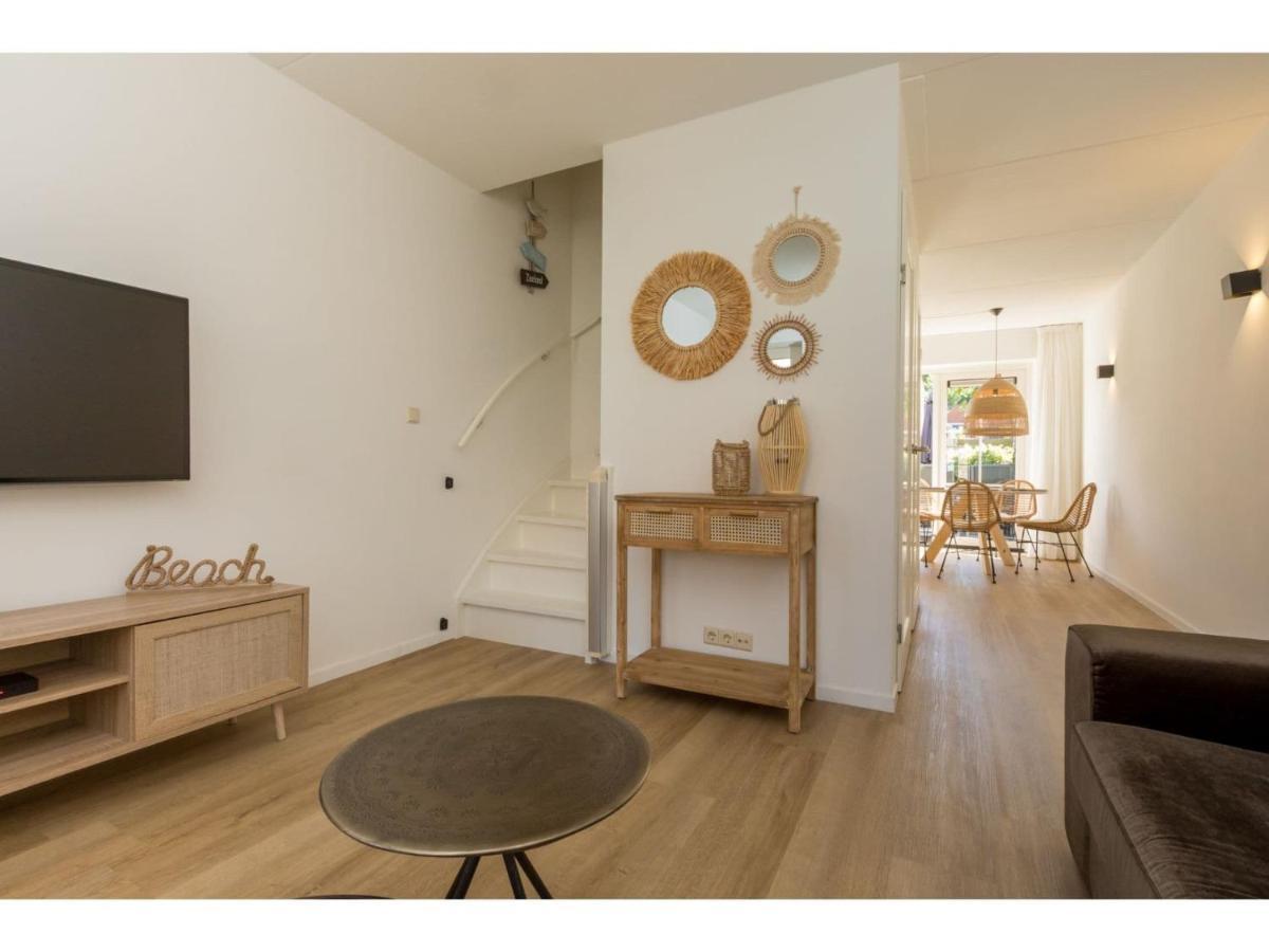 Quietly Located House Within Walking Distance Of The Beach Domburg Kültér fotó