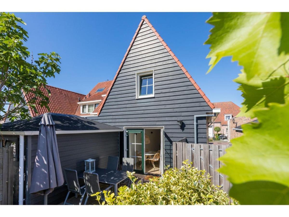 Quietly Located House Within Walking Distance Of The Beach Domburg Kültér fotó
