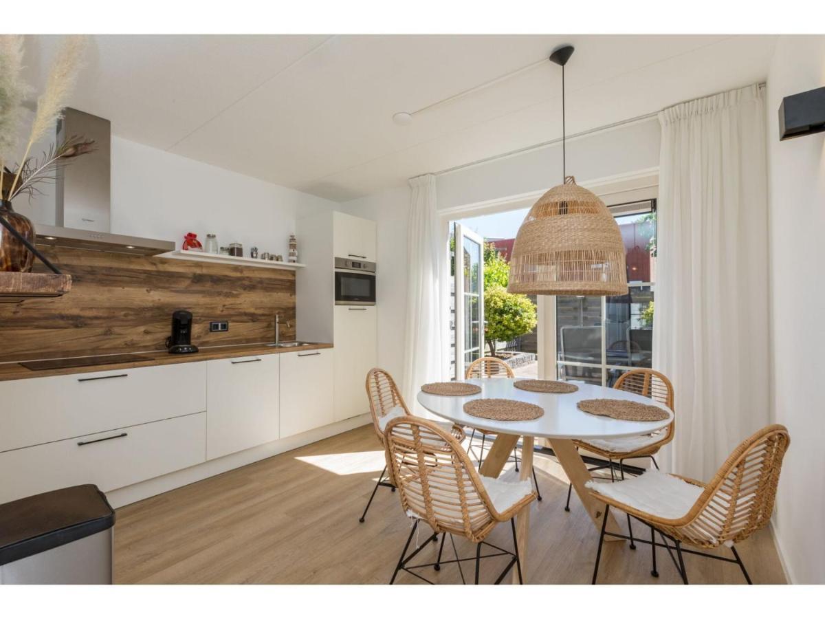 Quietly Located House Within Walking Distance Of The Beach Domburg Kültér fotó